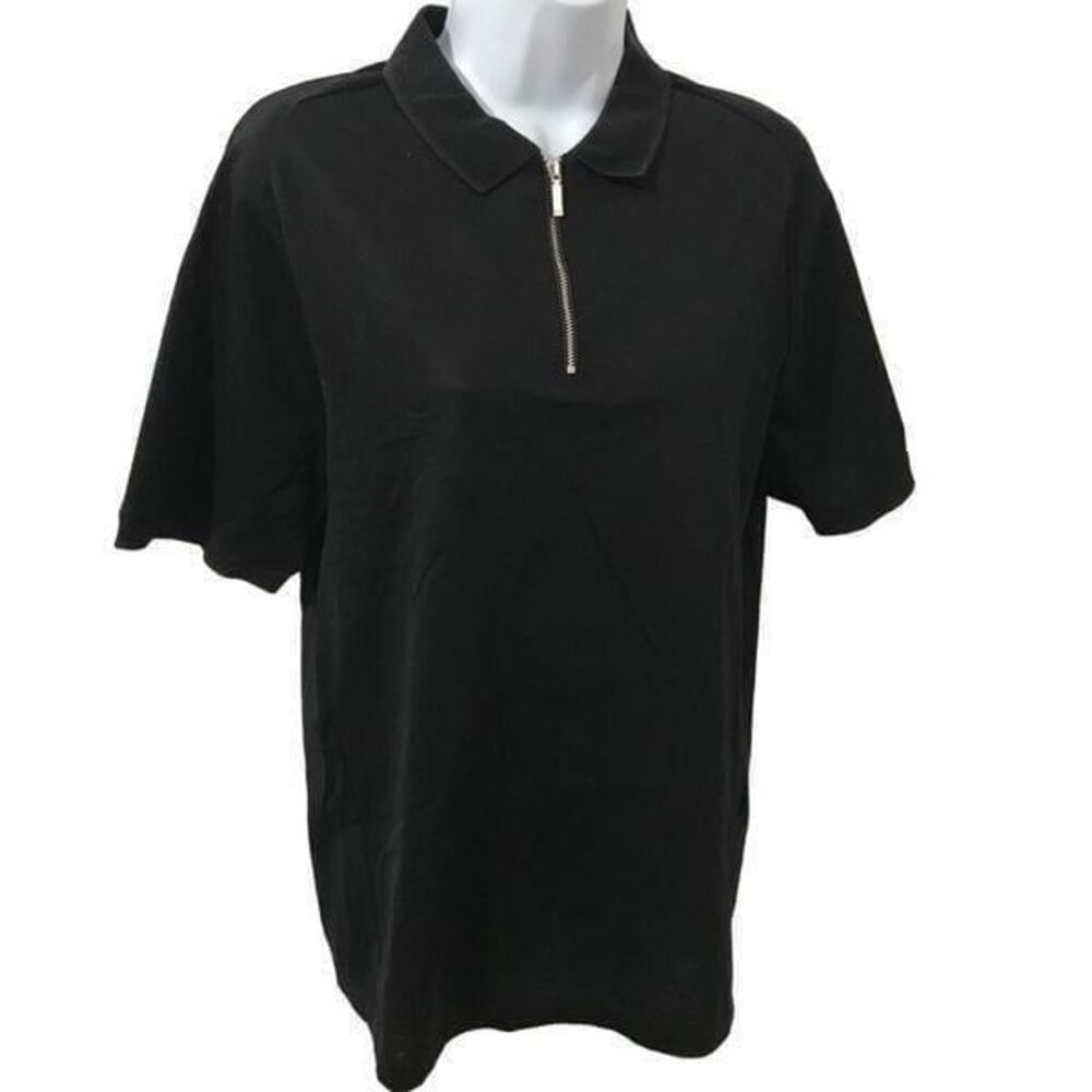 Hugo boss black polo slim fit Mercedes size M.   A327